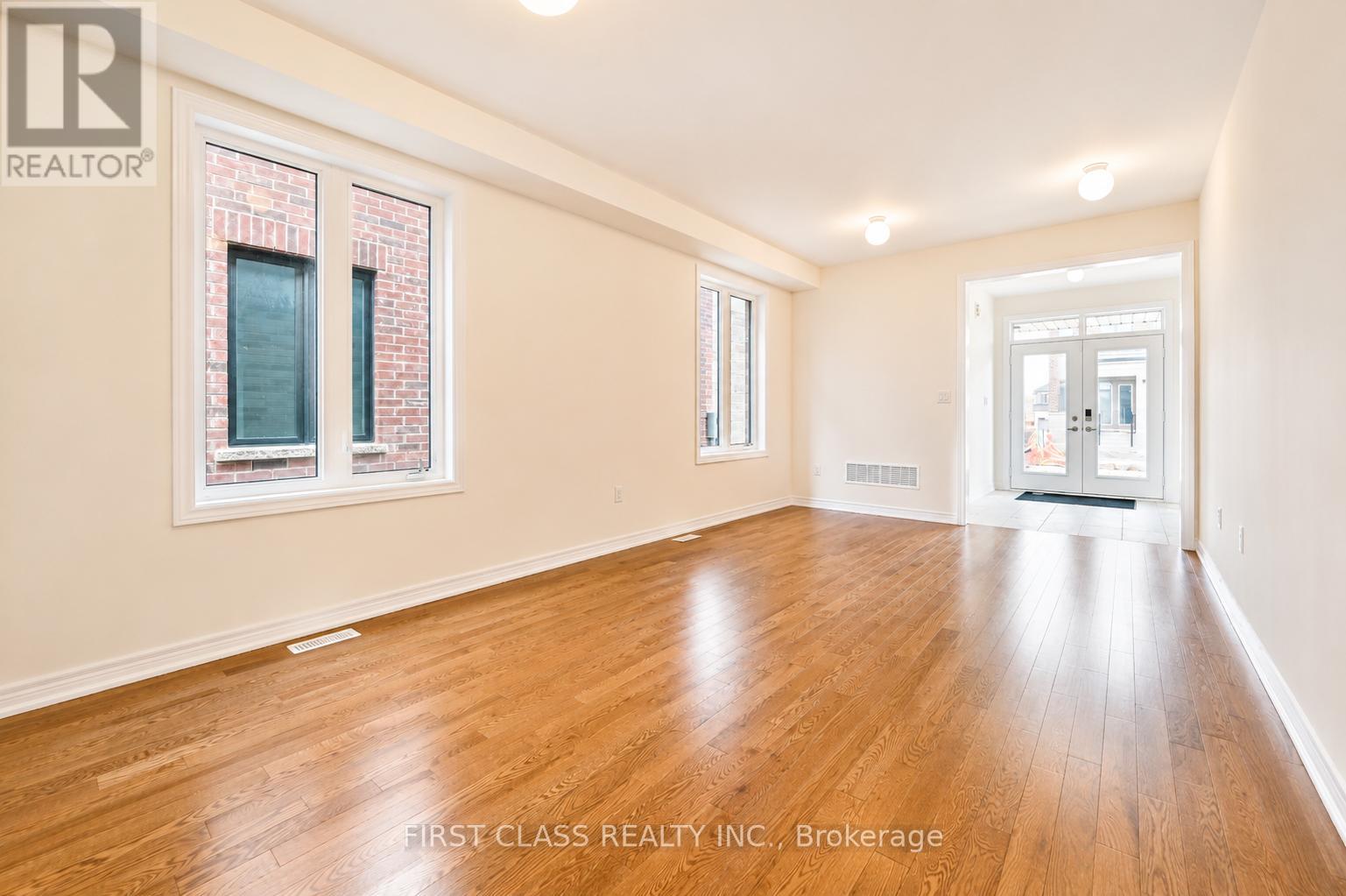 9 PERCHERON COURT - 5