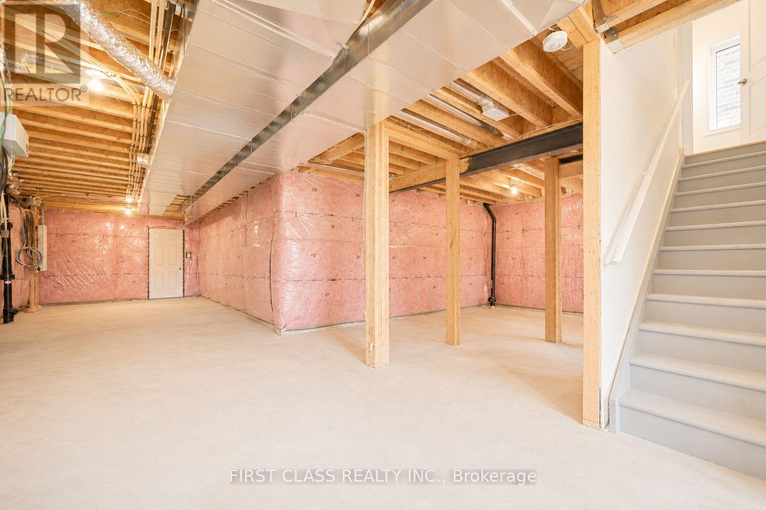9 PERCHERON COURT - 48