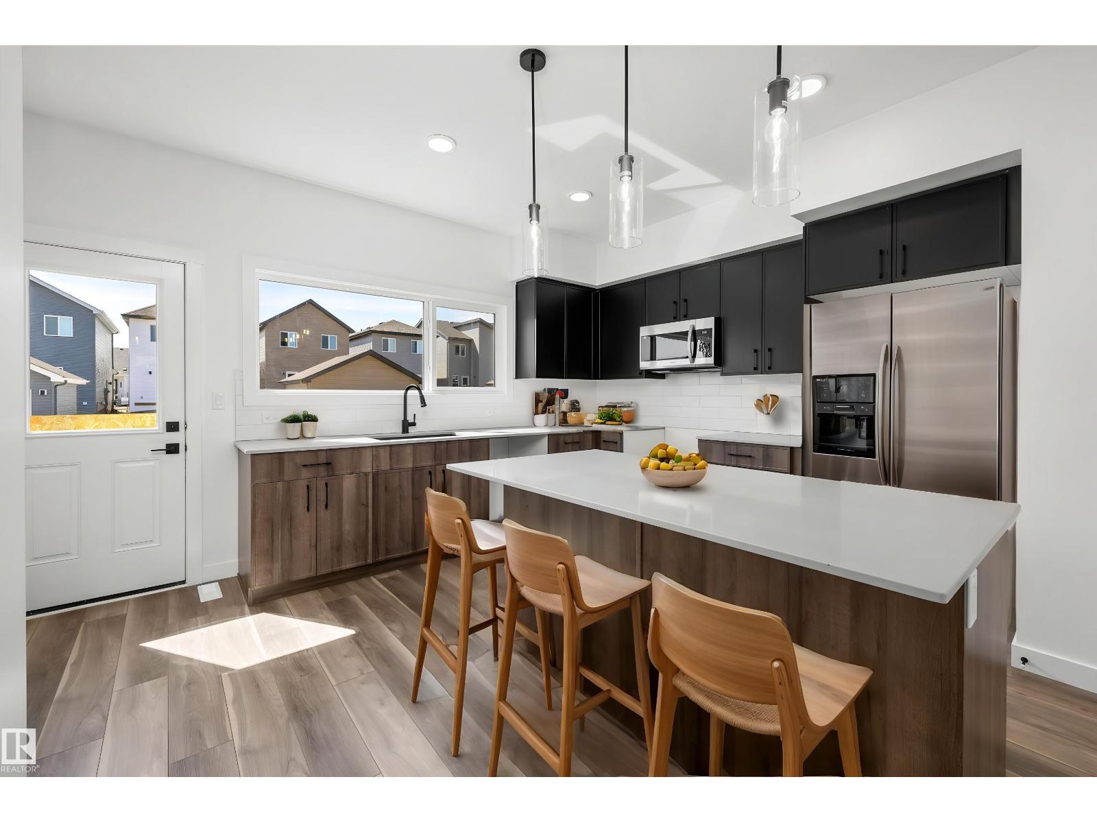 20631 43 AV NW - 14