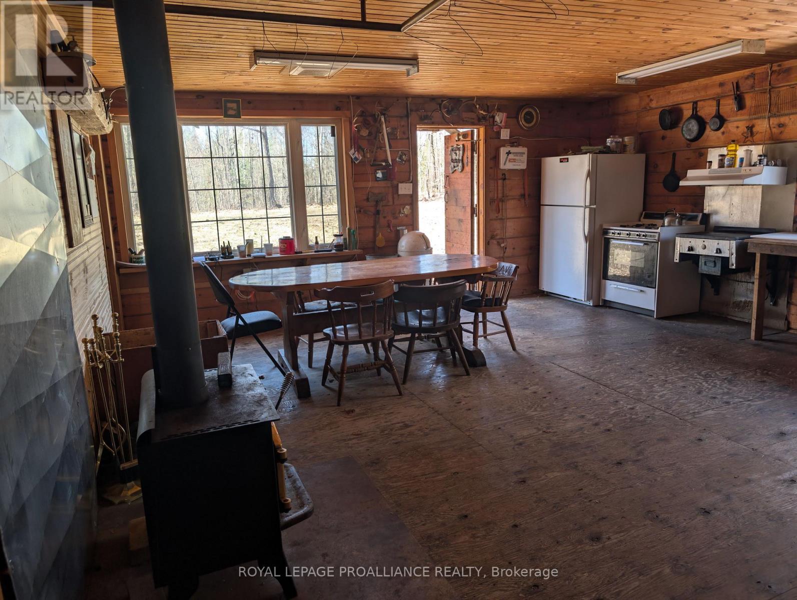 3374 ARDOCH ROAD - 5