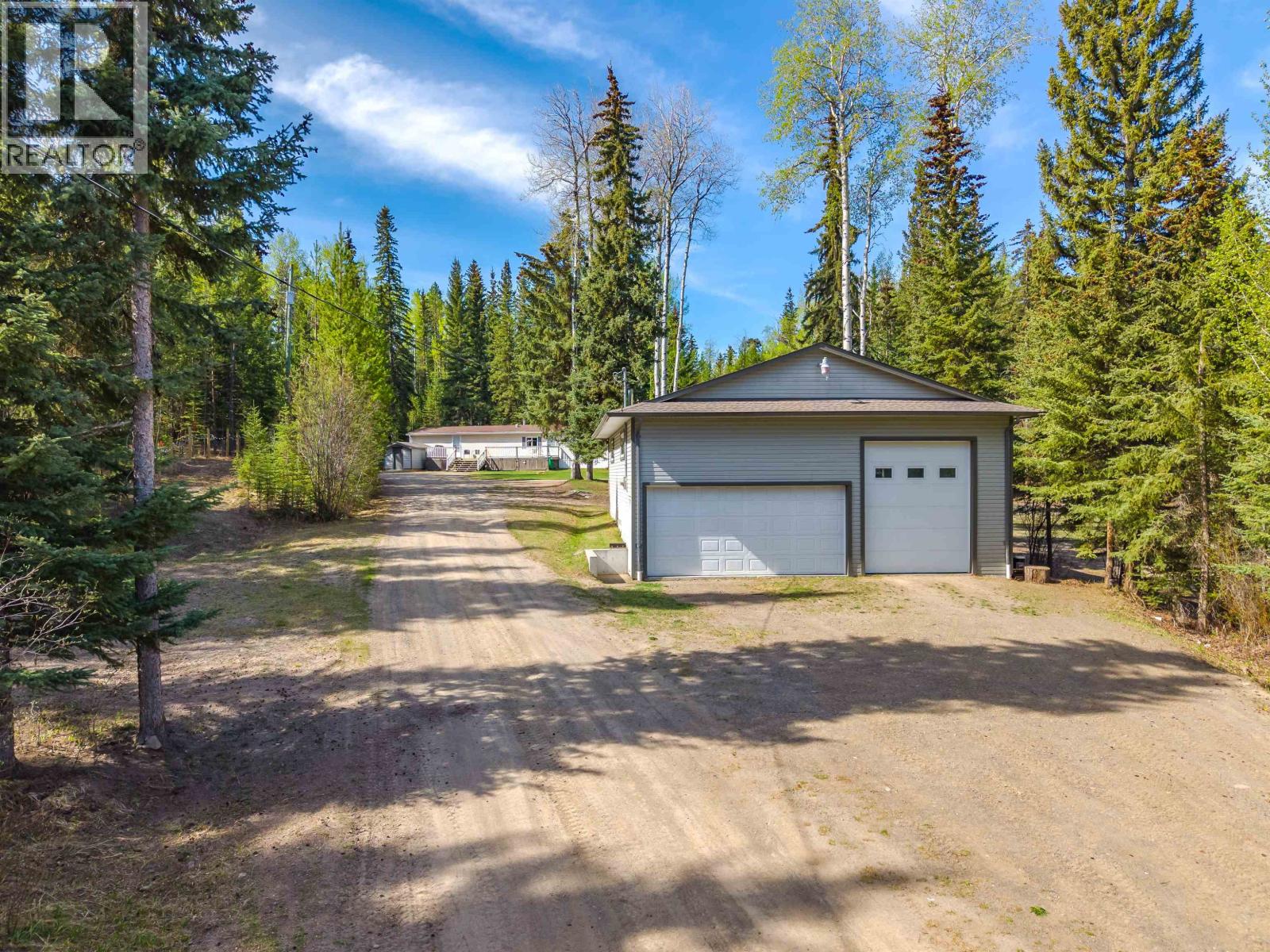 6324 WOLFE ROAD - 2