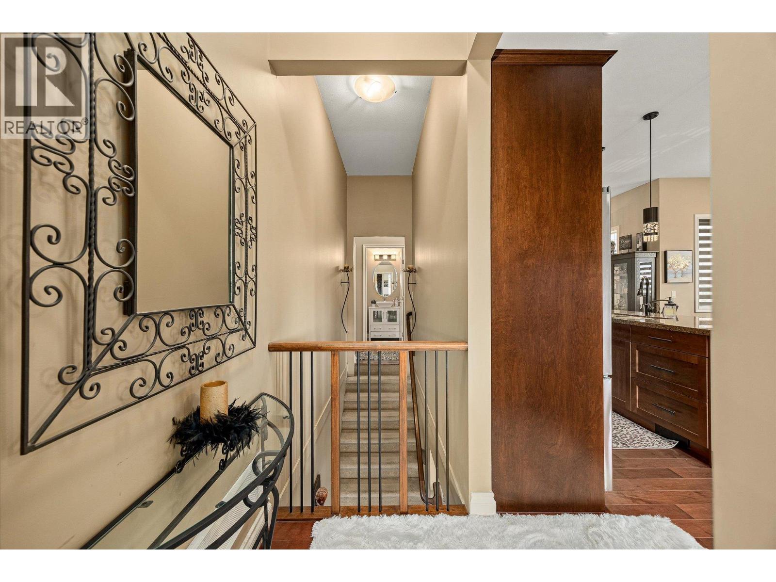 #26 875 Stockley Street - 28