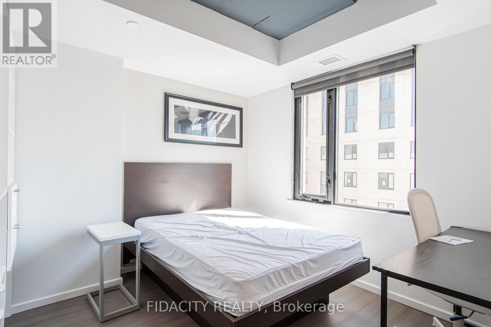 #2912 105 CHAMPAGNE AVENUE S - 10