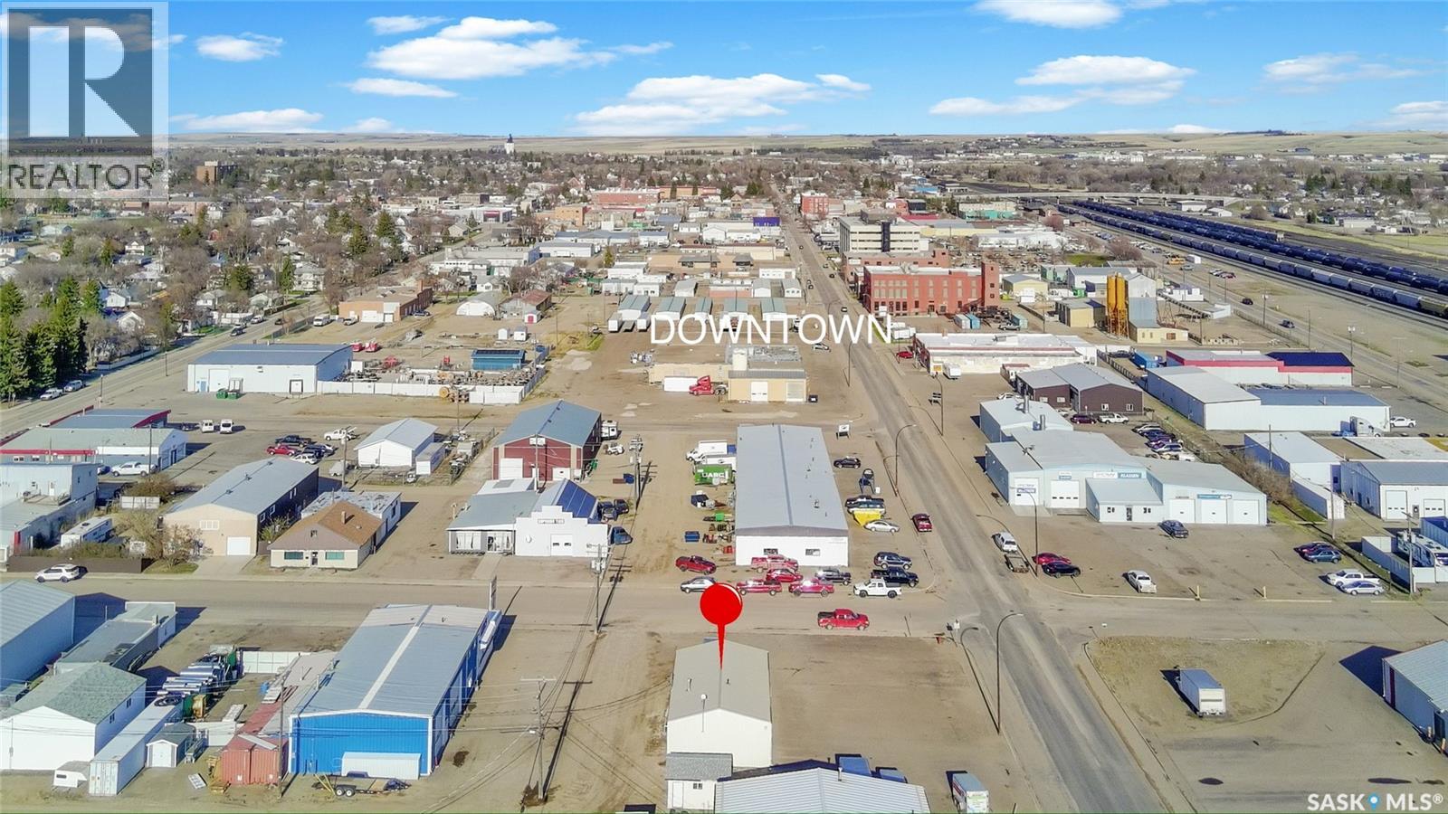 801 Cheadle STREET W, Swift Current — photo 2
