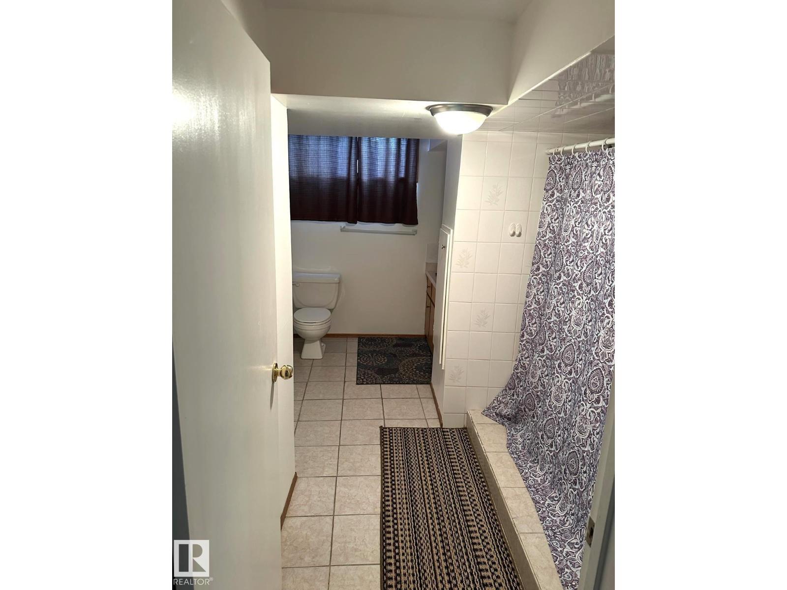 11035 166 AV NW, Edmonton