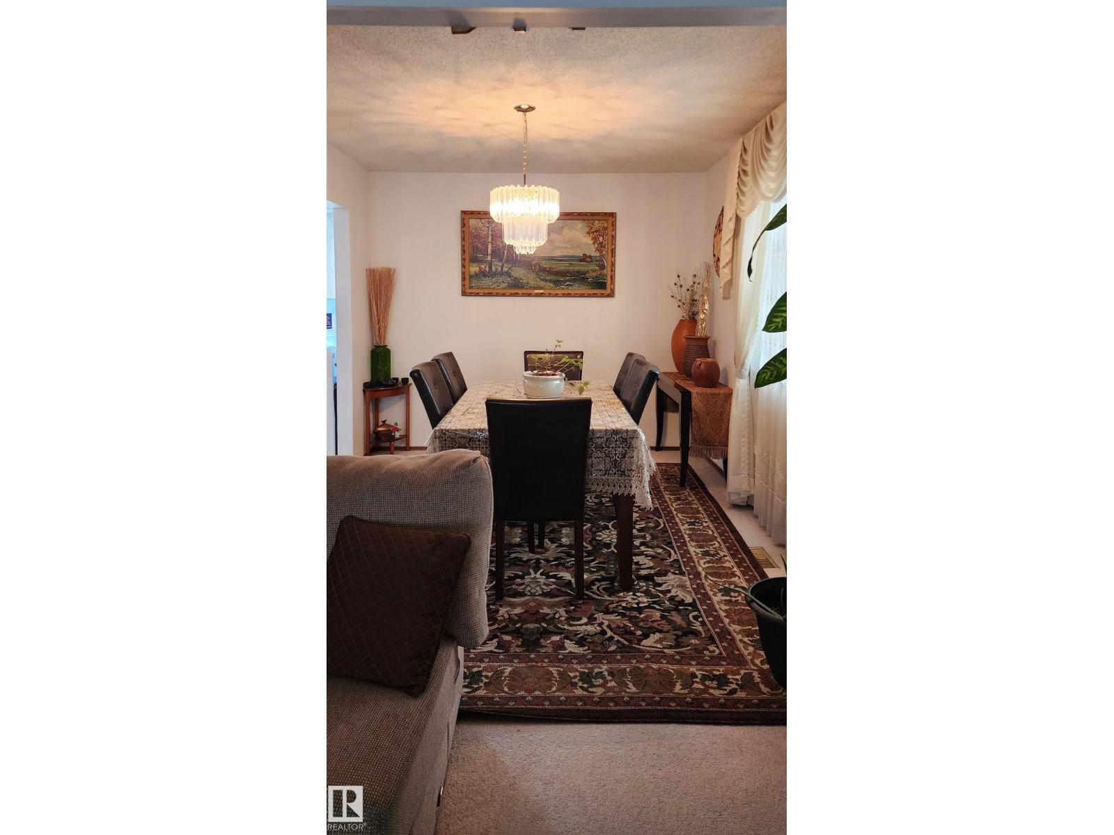 11035 166 AV NW, Edmonton