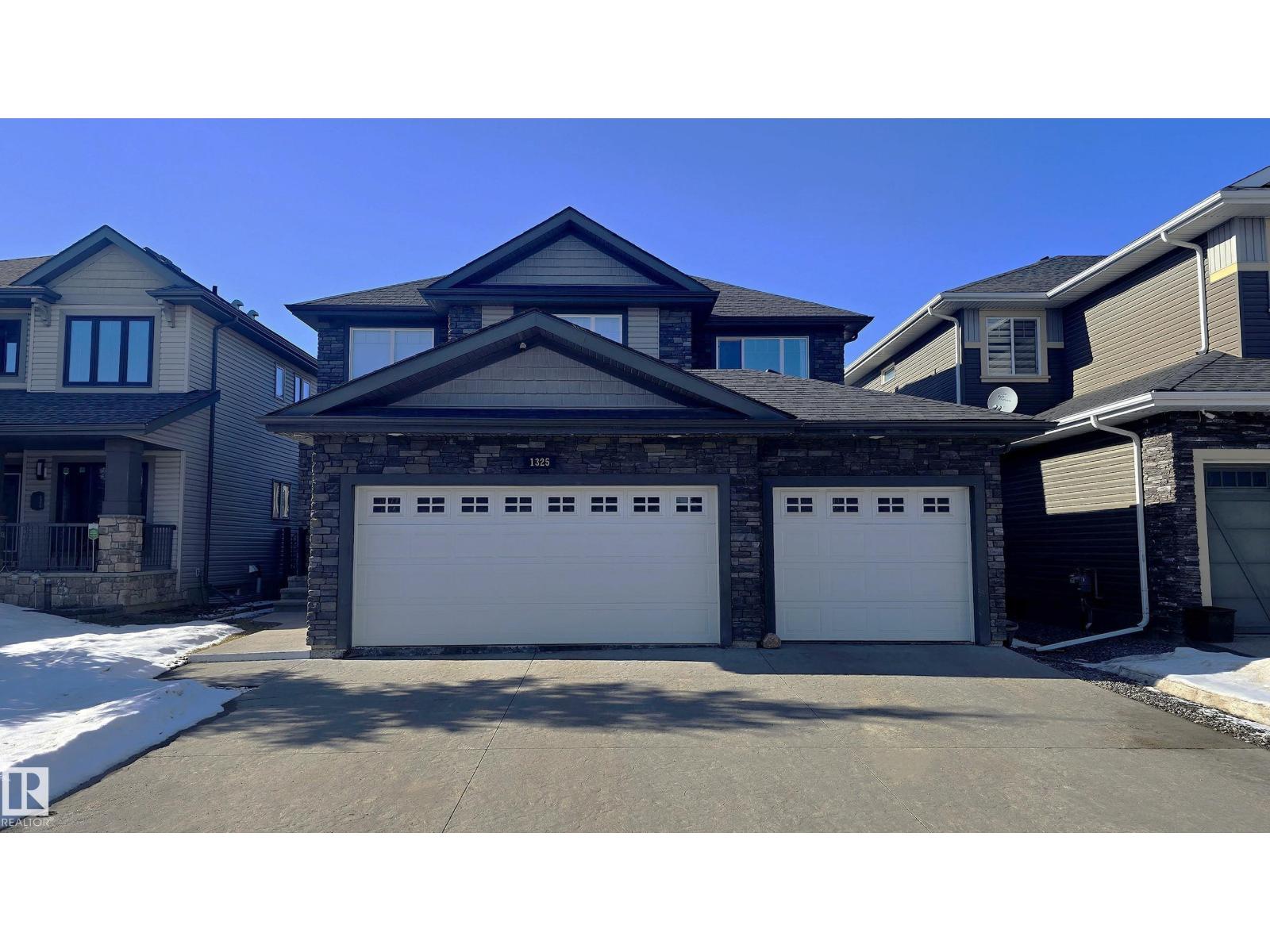 1325 Adamson DR SW, Edmonton