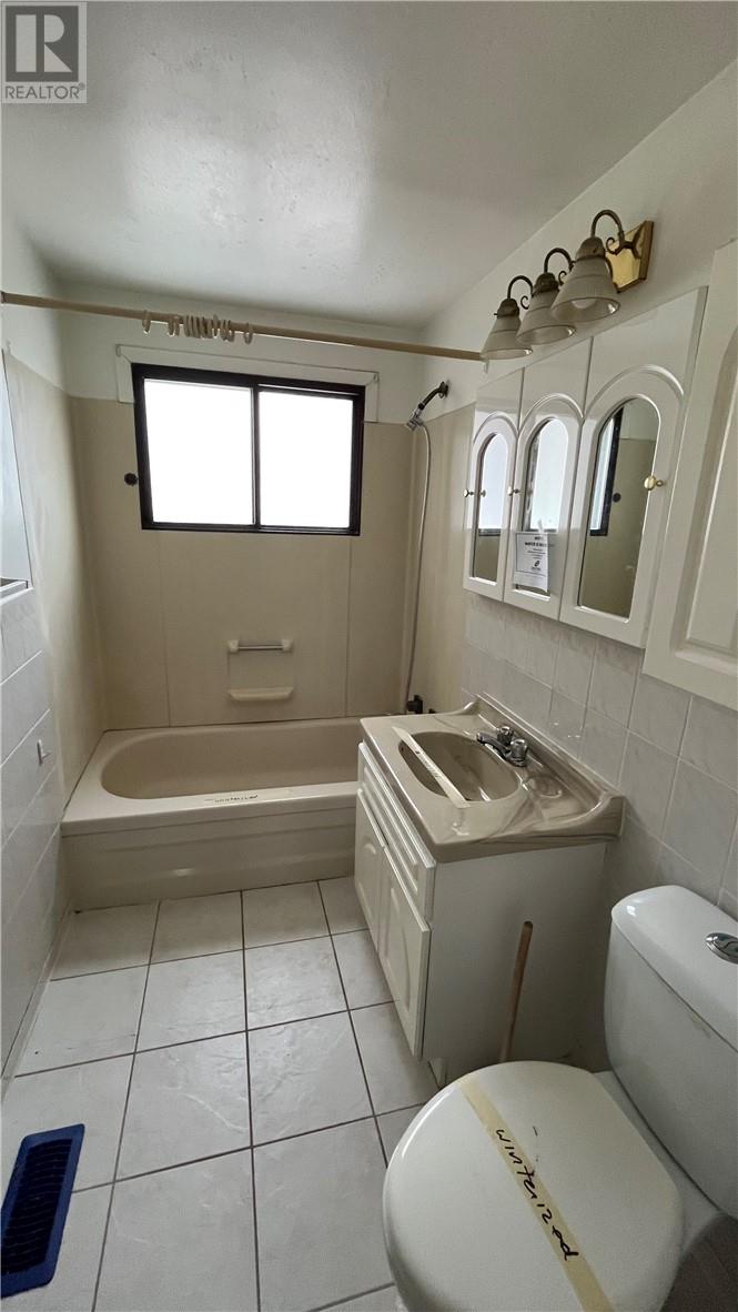 145 Axmith Avenue, Elliot Lake, Ontario, P5A1B9 — Photo 19