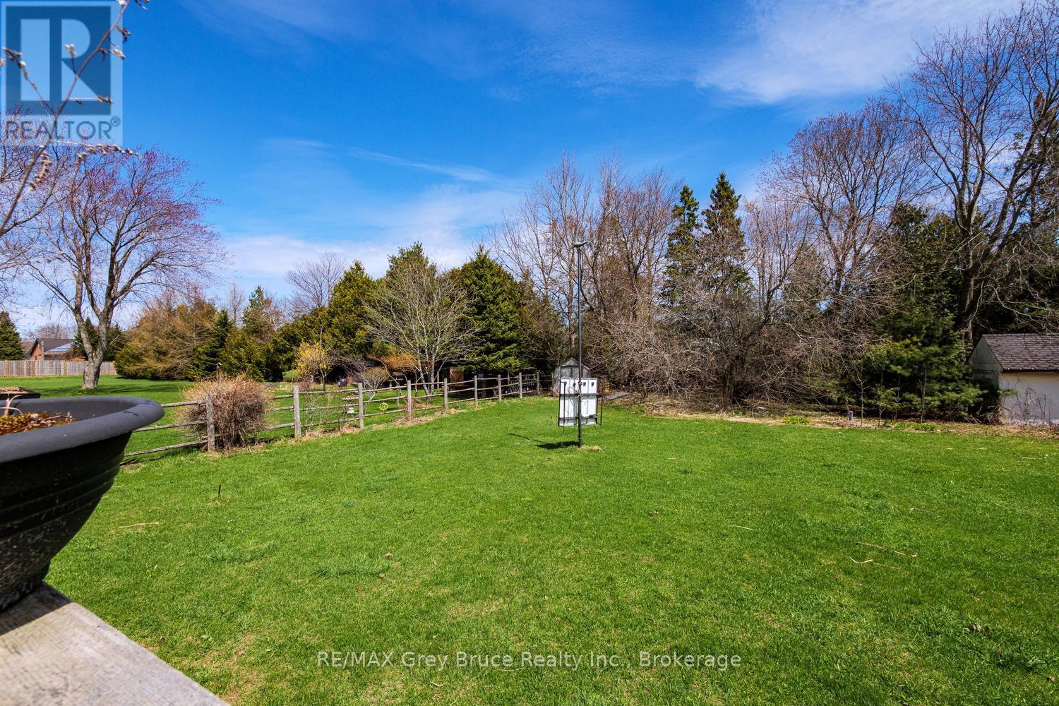 9 BAYFIELD STREET - 33