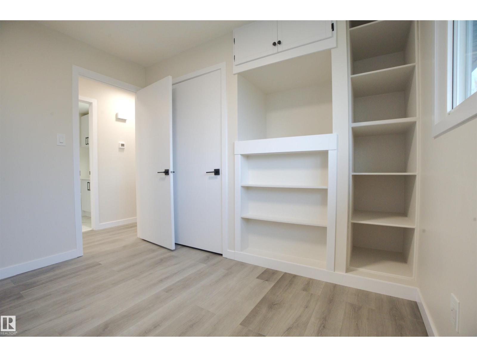 18412 92 AV NW, Edmonton