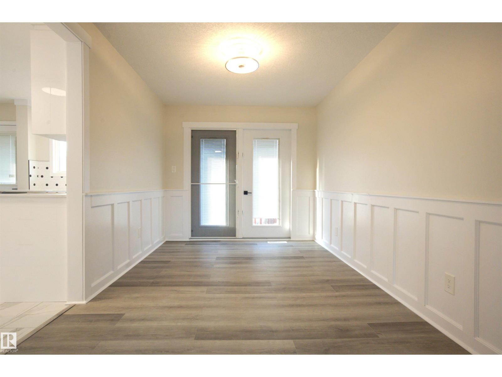 18412 92 AV NW, Edmonton