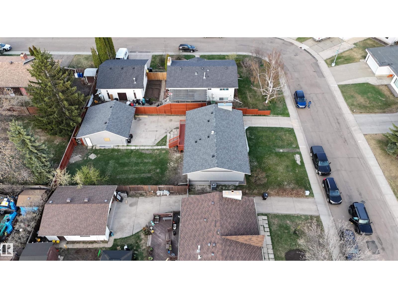 18412 92 AV NW, Edmonton