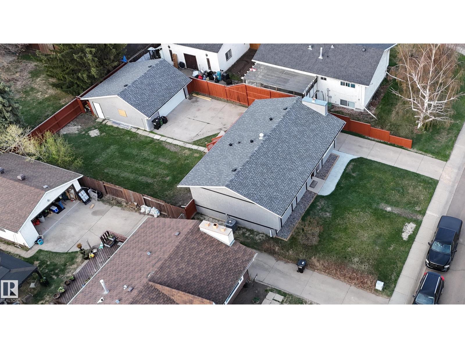 18412 92 AV NW, Edmonton