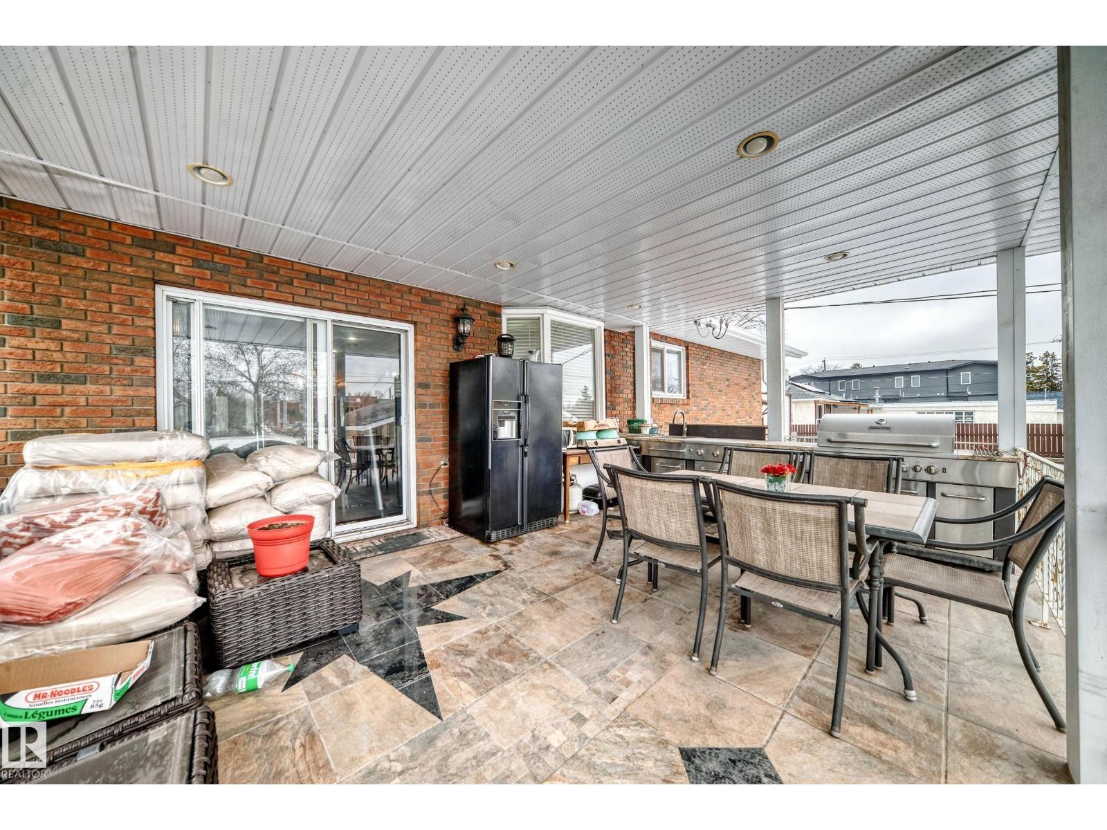 12131 101 STREET NW, Edmonton