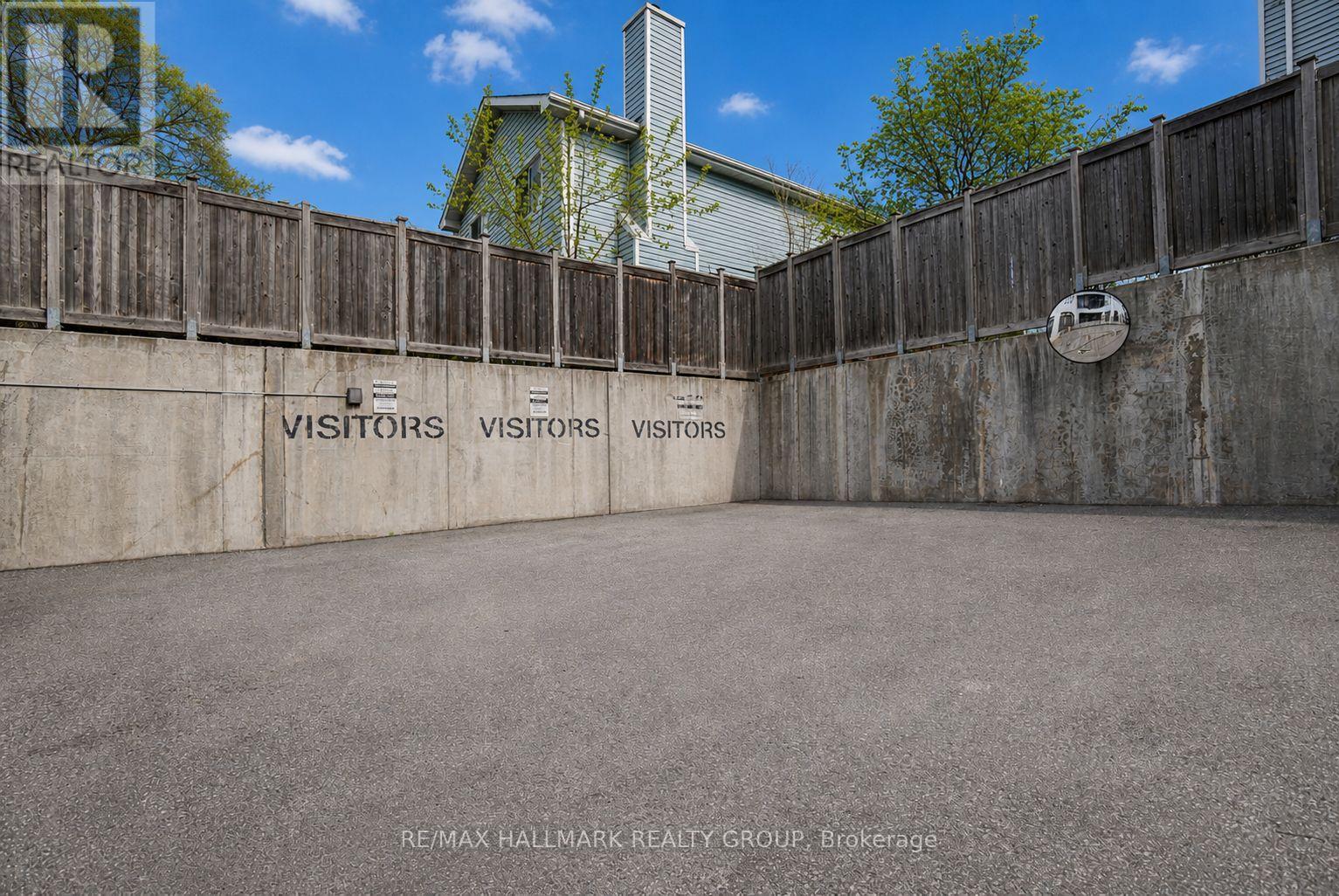 #108 323 WINONA AVENUE - 23