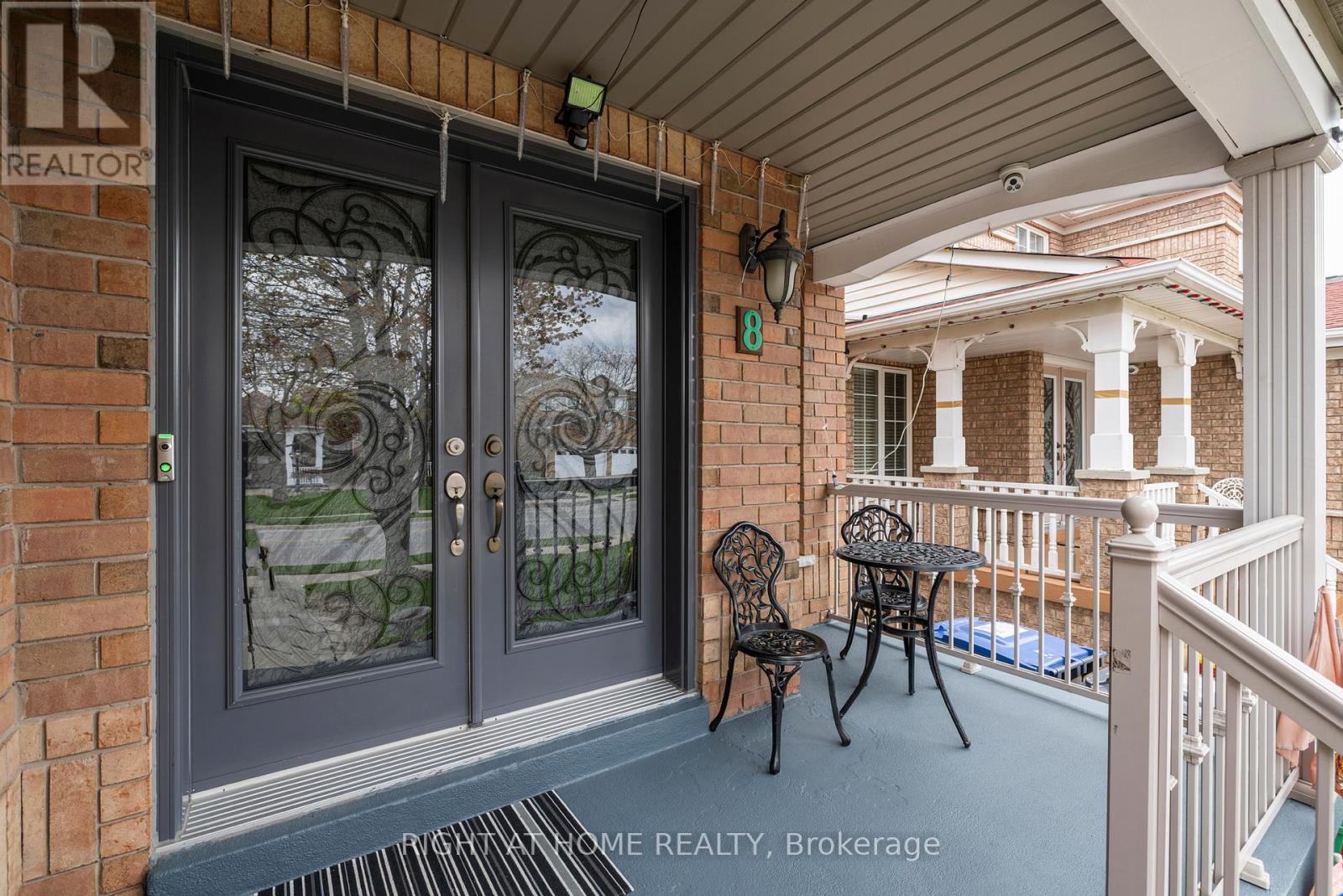 8 FLETCHERS CREEK BOULEVARD - 3