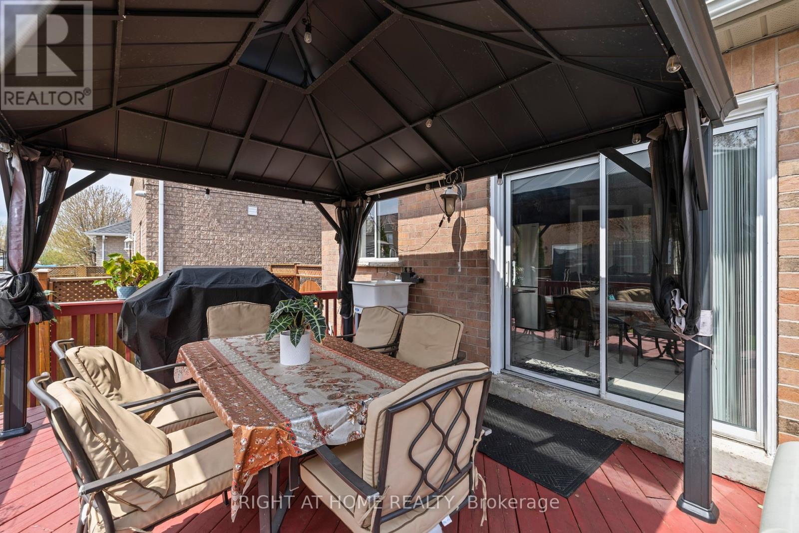 8 FLETCHERS CREEK BOULEVARD - 41