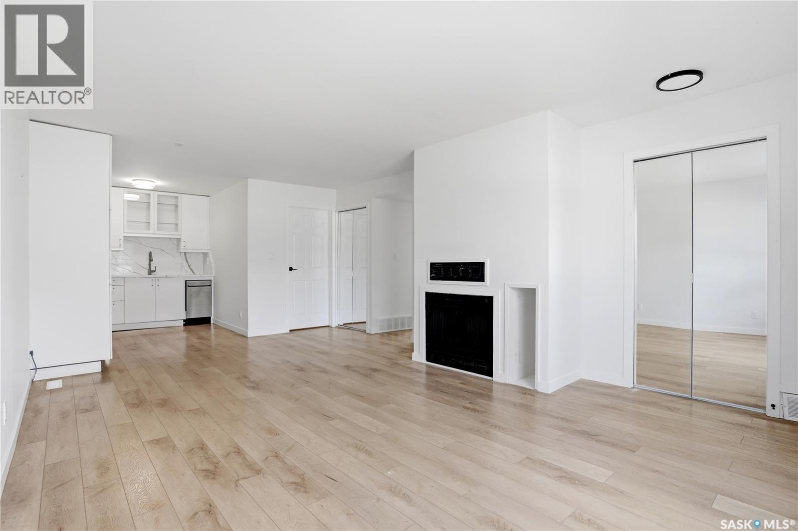 #6501 Rochdale BOULEVARD - 6