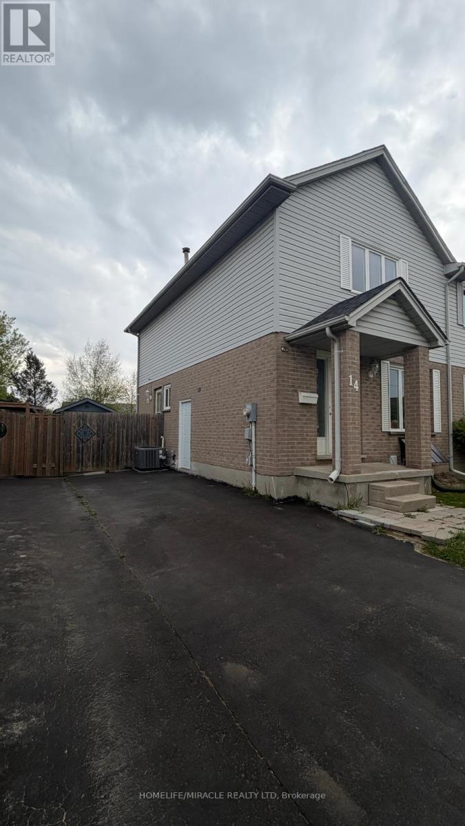 14 MOREAU CRESCENT - 32