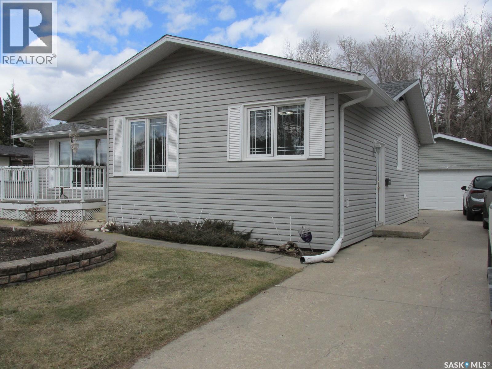 501 4th STREET E - Image 3