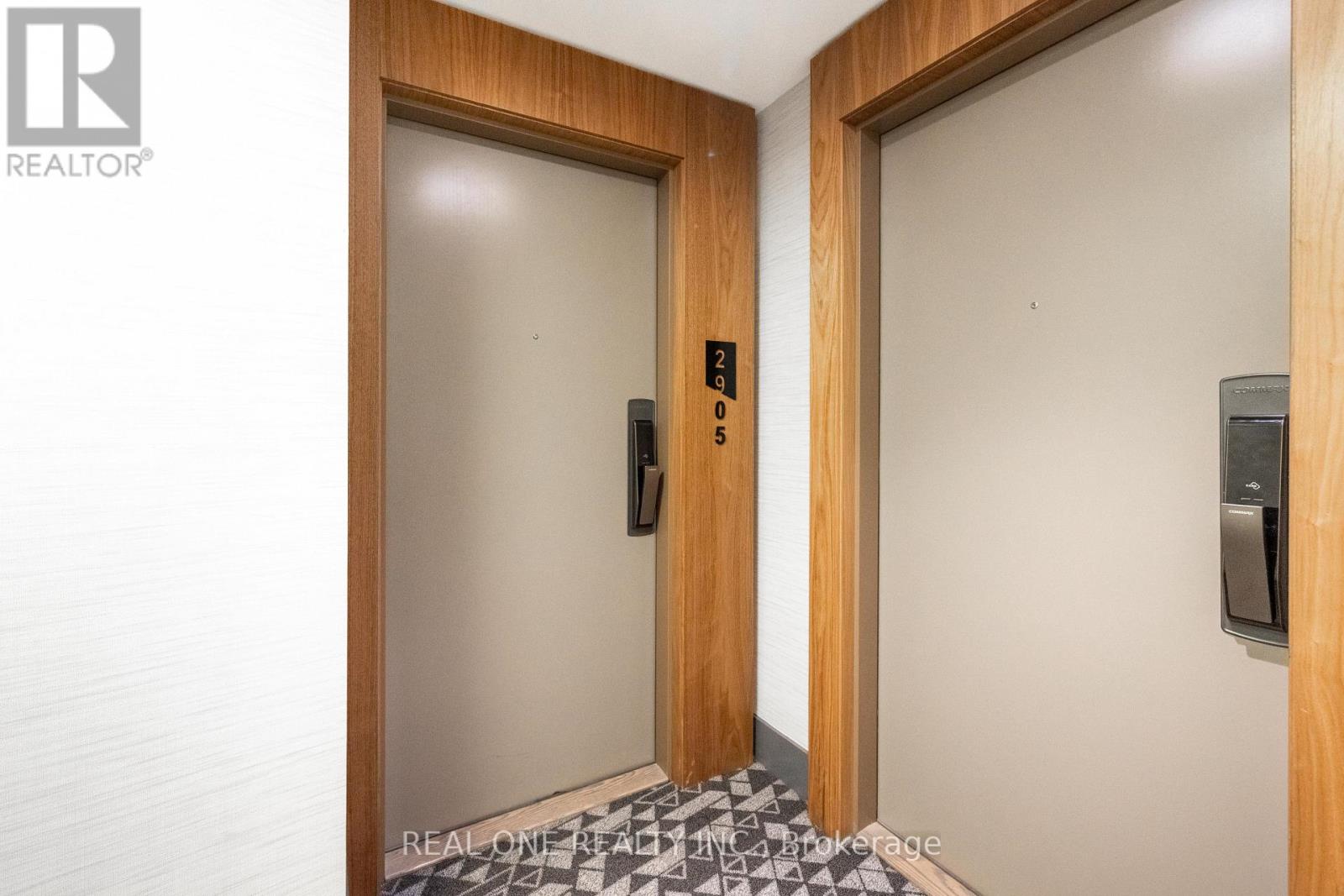 #2905 10 YORK STREET - 12