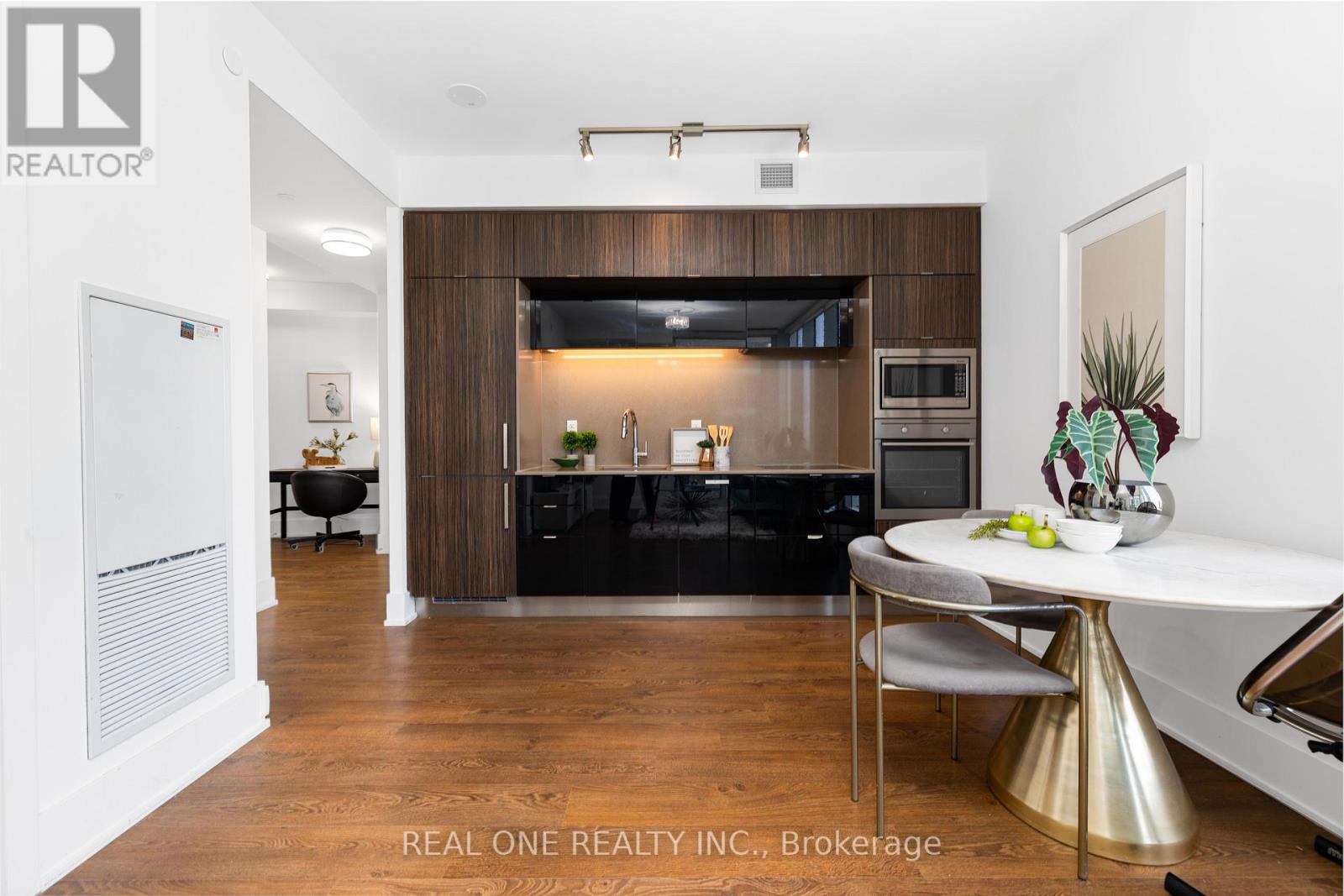 #2905 10 YORK STREET - 20