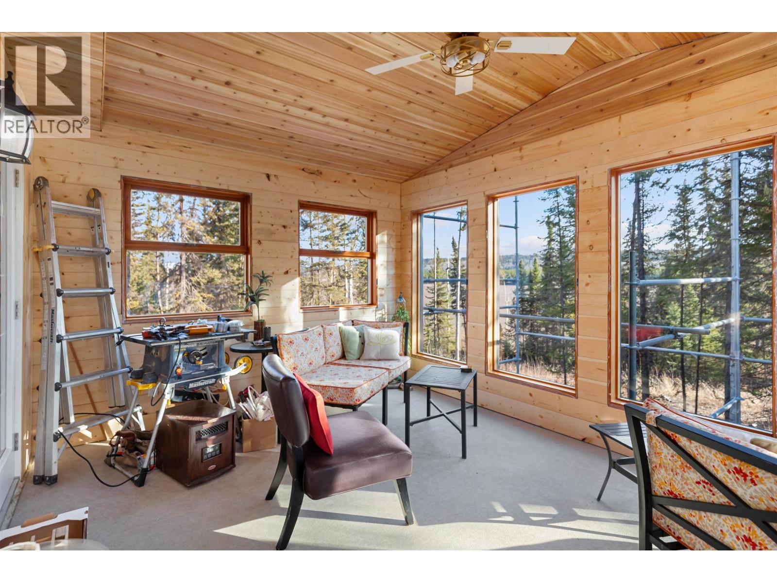 Photo 8 of 40 — 18710 HUGHES ROAD · Prince George, BC