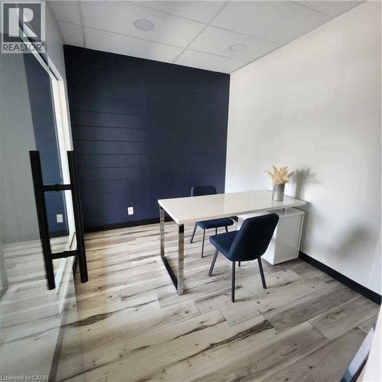 375 UNIVERSITY Avenue E Unit# 105, Waterloo, Ontario, N2K3M7 — Photo 9