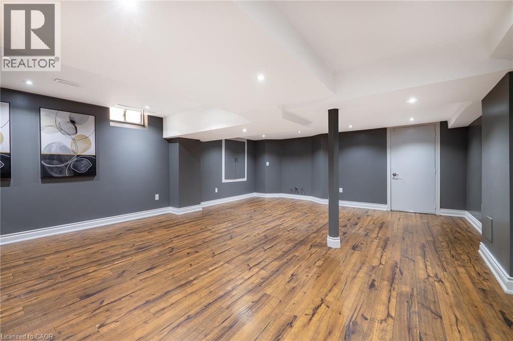 3322 FOX RUN Circle, Oakville, Ontario, L6L6W4 — Photo 4