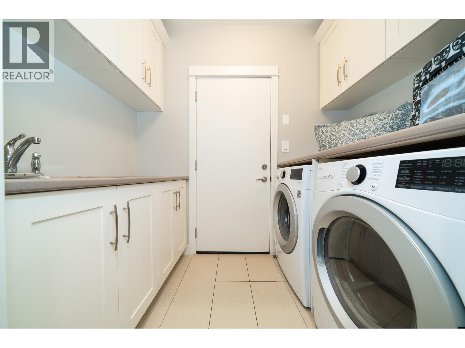 4901 CEDAR SPRINGS DRIVE, Tsawwassen