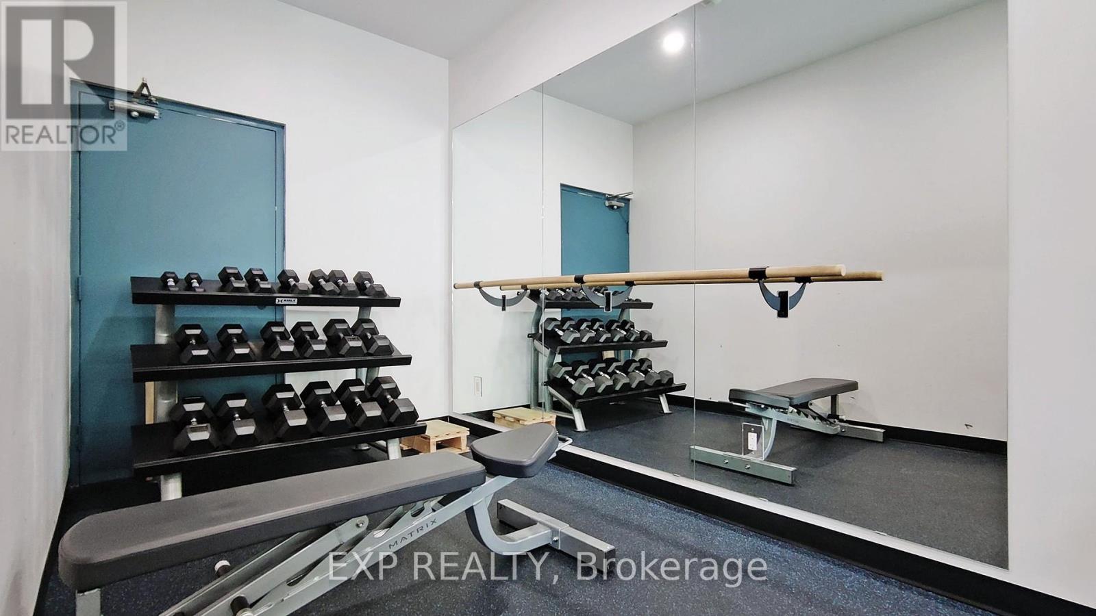 #808 121 LING ROAD - 35