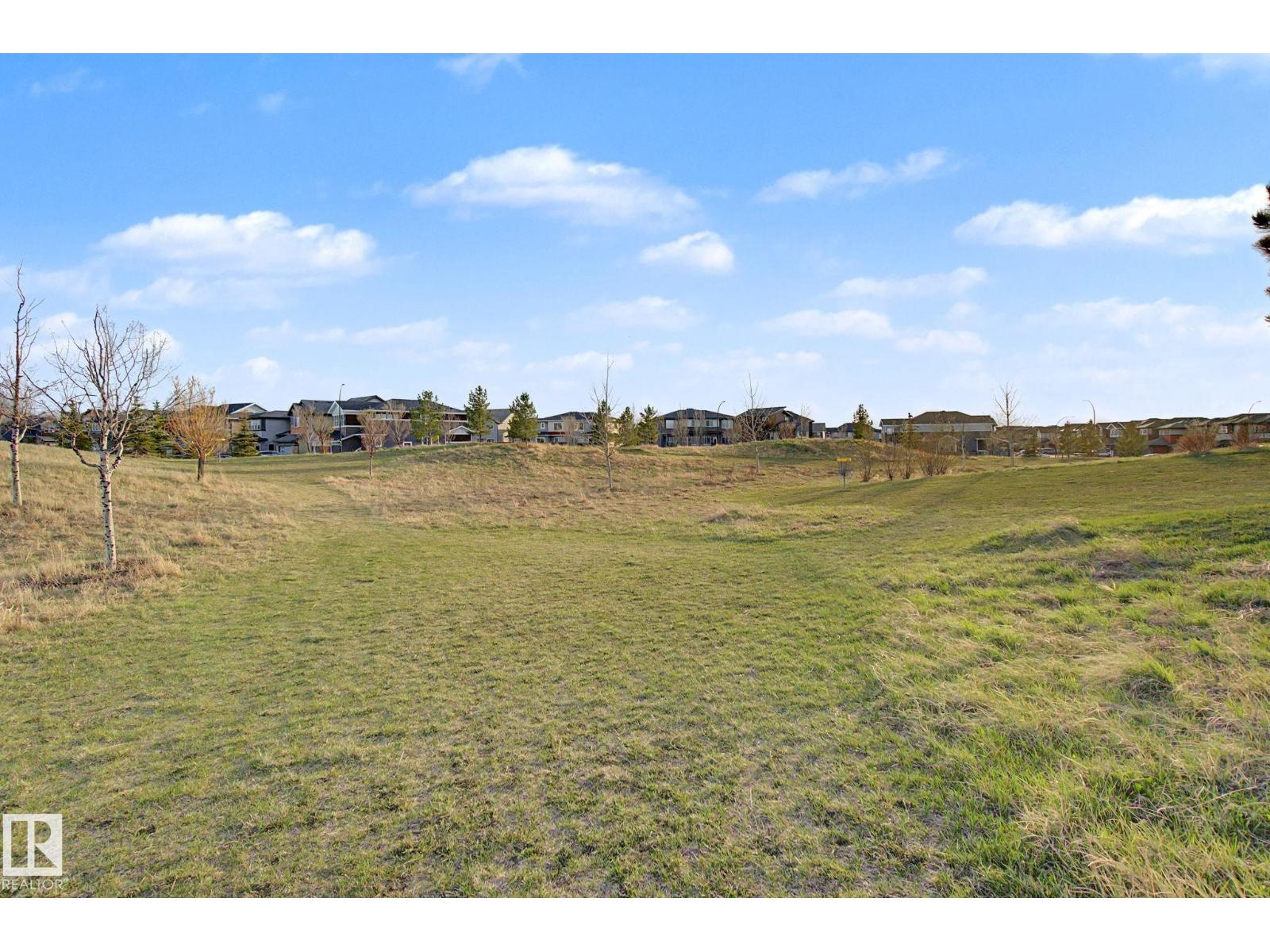 635 42 ST SW, Edmonton