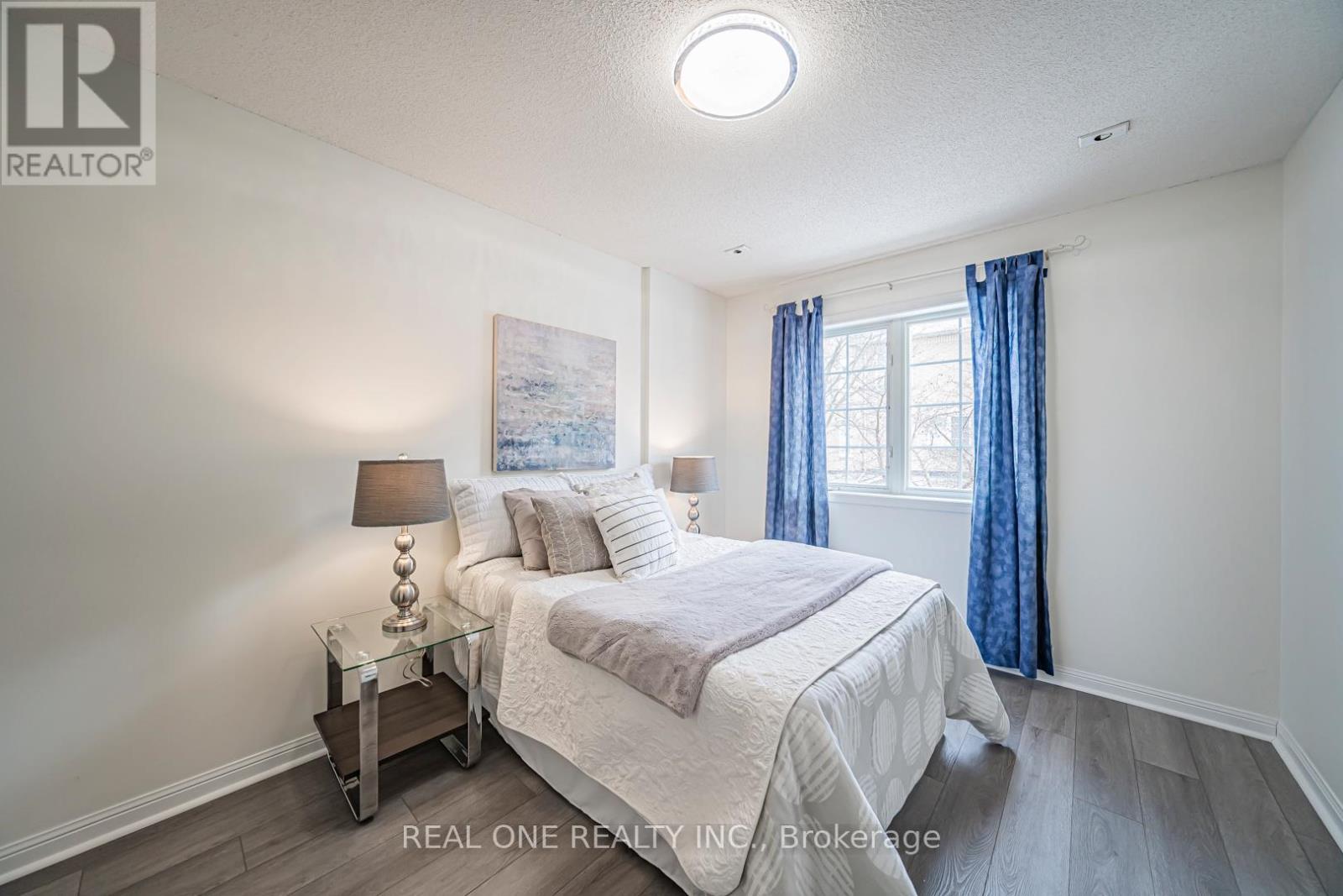 #17 12 ST MORITZ WAY - 15