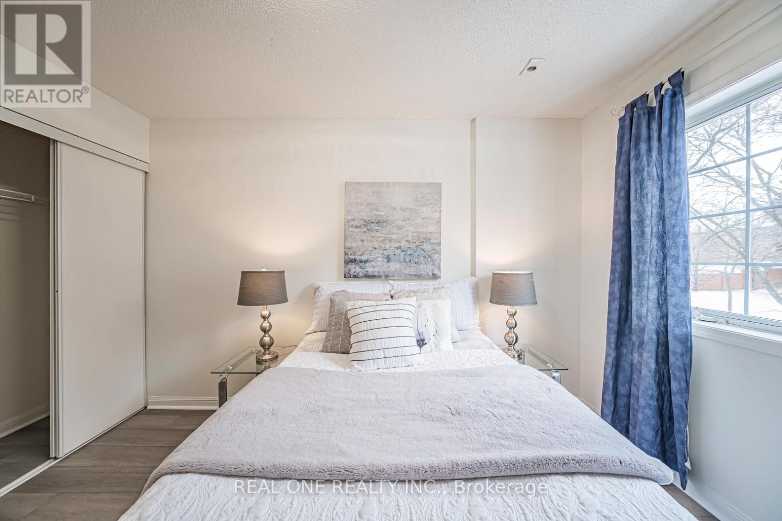 #17 12 ST MORITZ WAY - 17