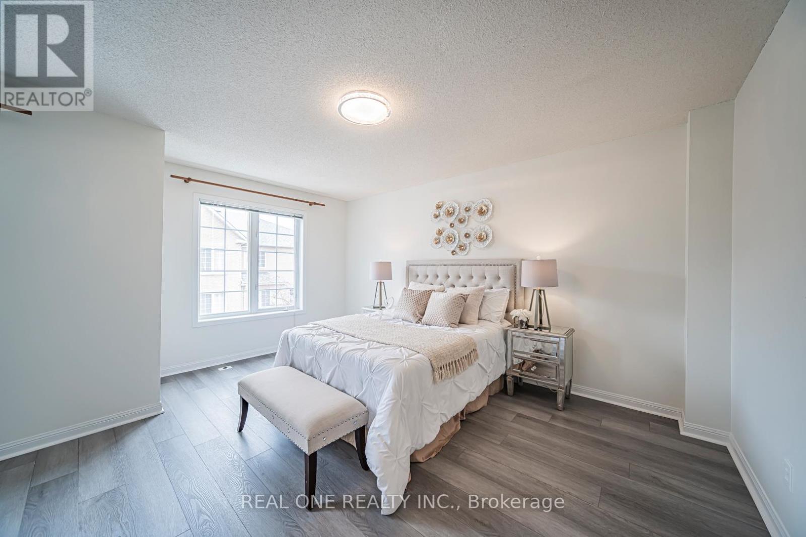 #17 12 ST MORITZ WAY - 27