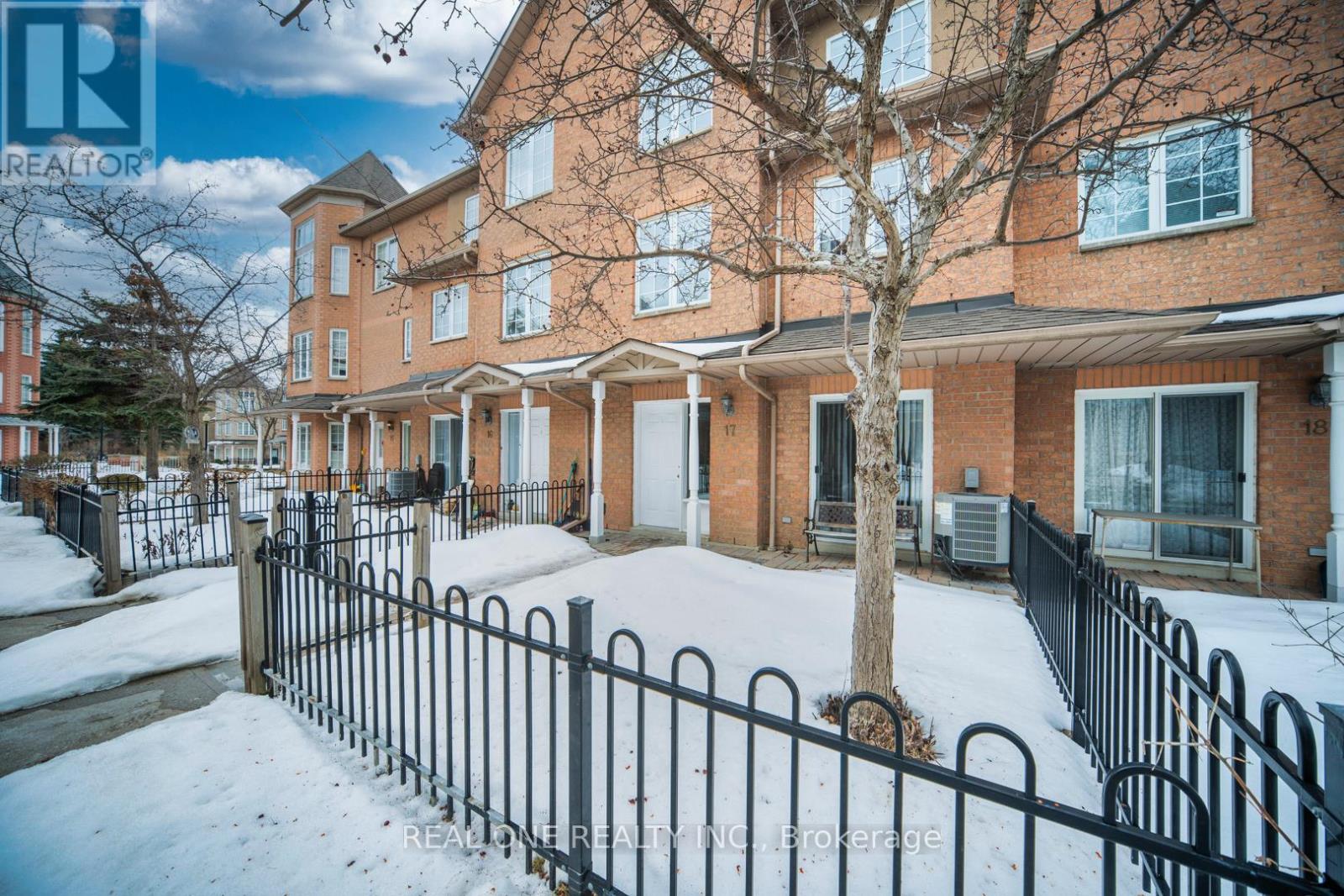 #17 12 ST MORITZ WAY - 3