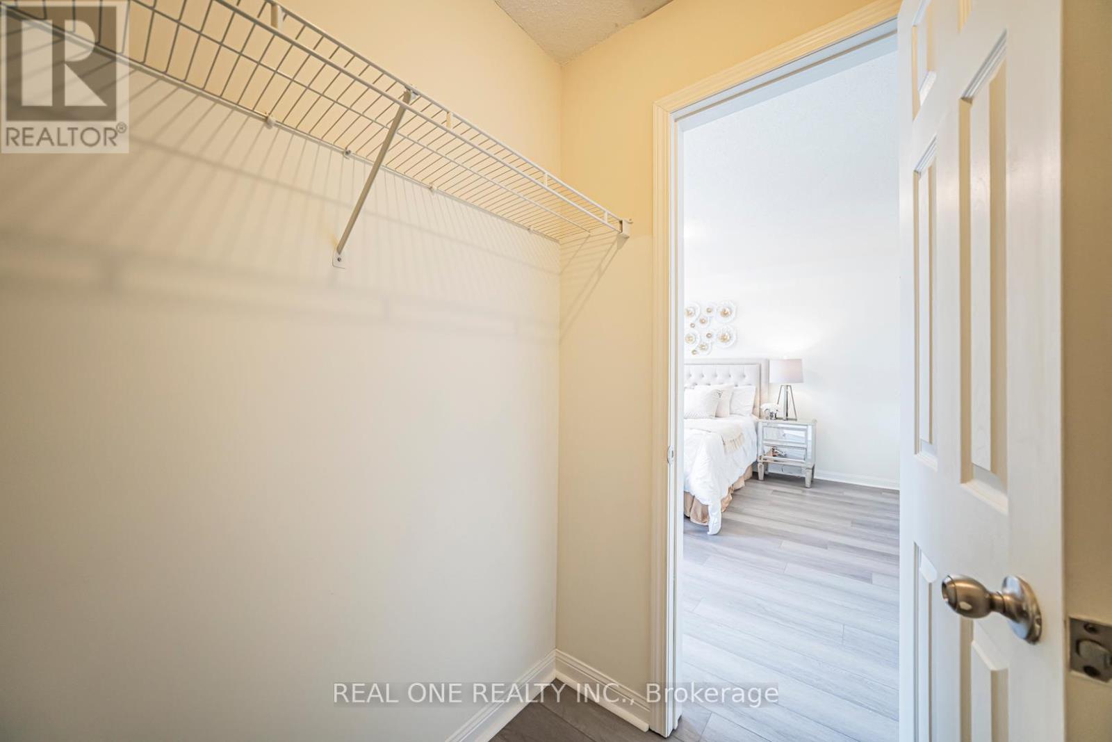 #17 12 ST MORITZ WAY - 30