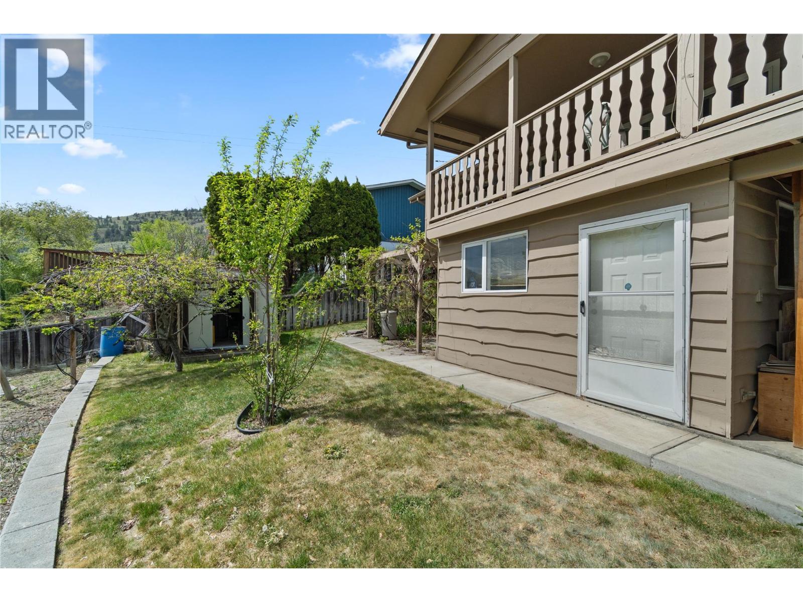925 SICAMORE Drive - 35