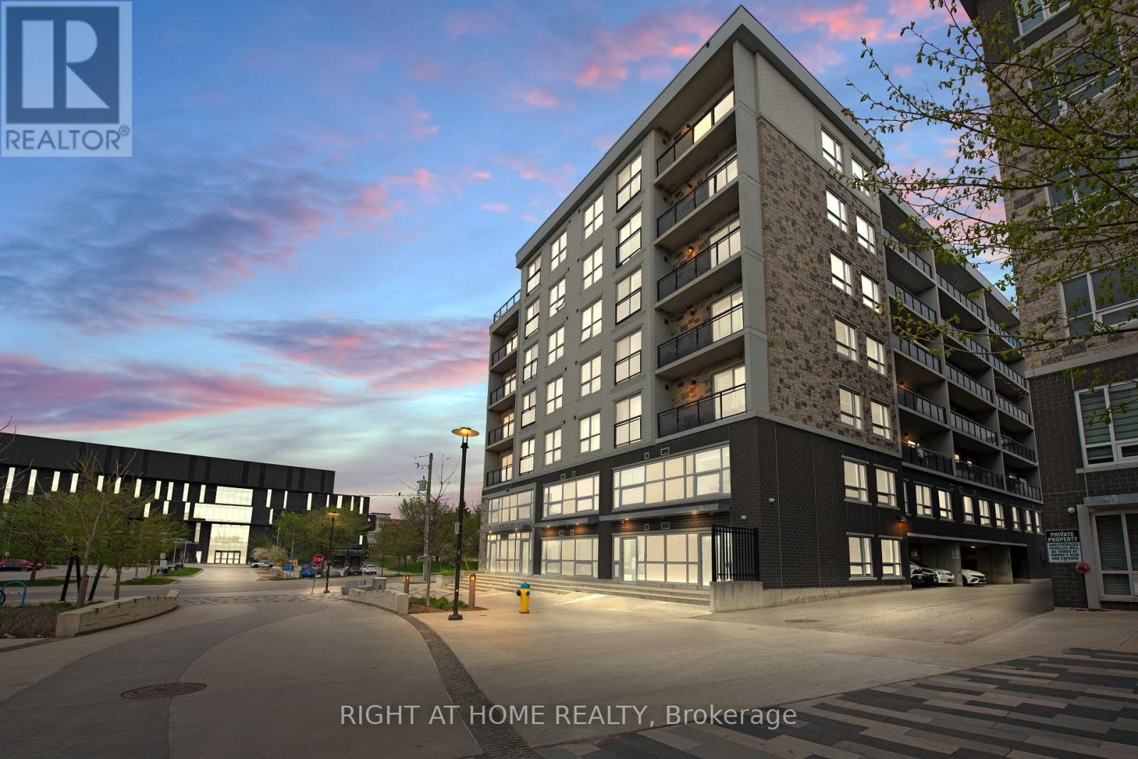 #B415 275 LARCH STREET - 1
