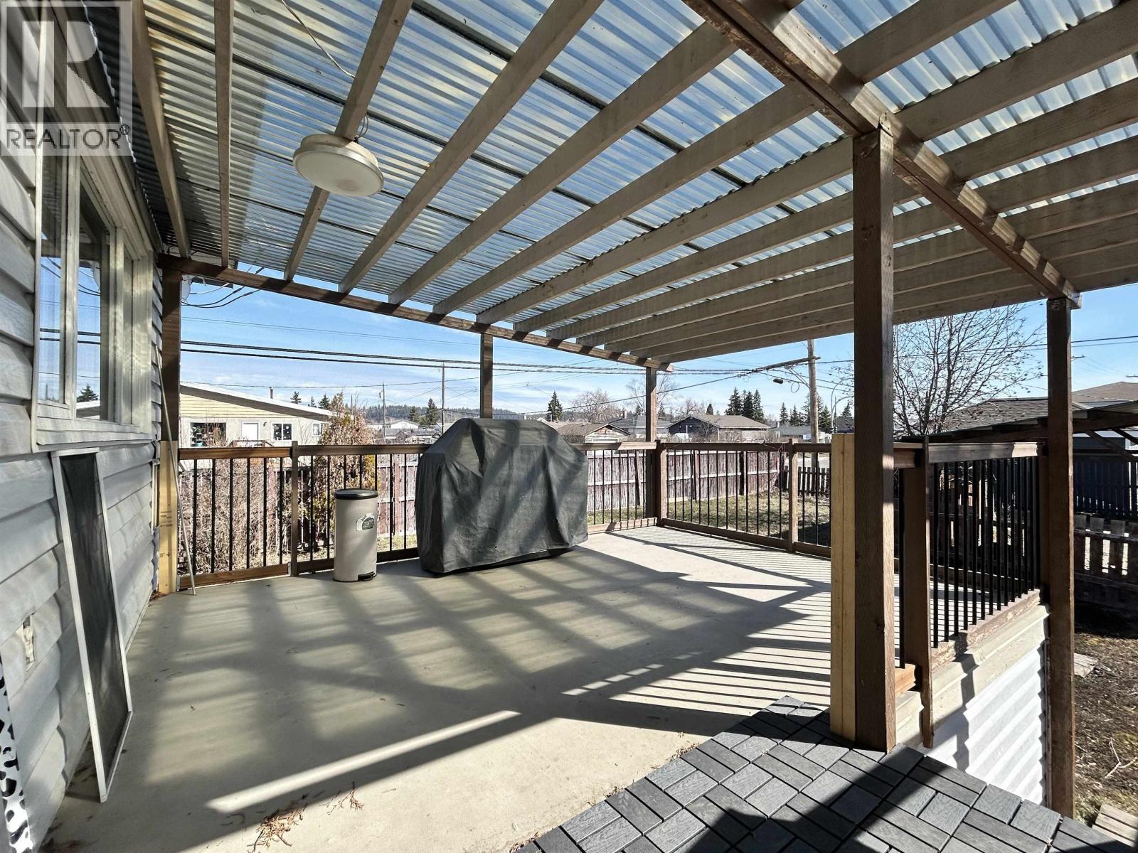 Photo 12 of 21 — 1016 IRWIN STREET · Prince George, BC