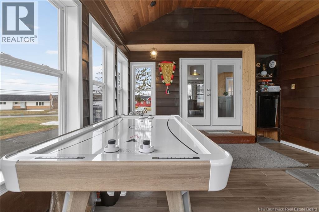 1828 Amirault Street - 8