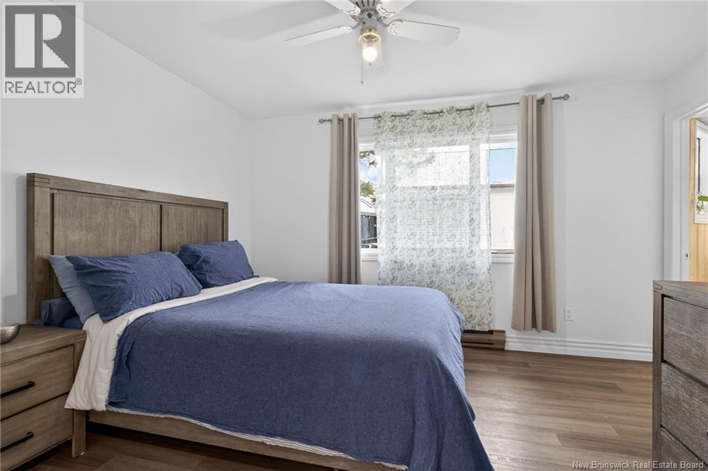 1828 Amirault Street - 23