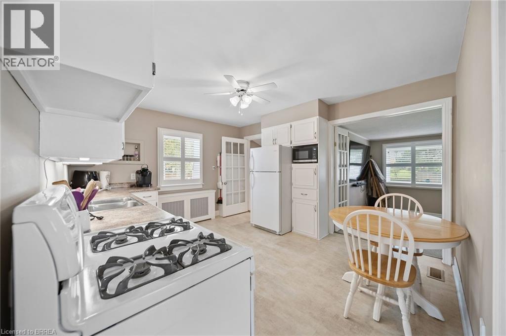 111 TOLLGATE Road - 23