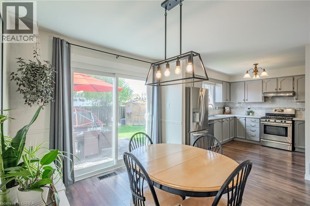 24 HALLMARK Street, Brantford, Ontario, N3P1A5 — Photo 13