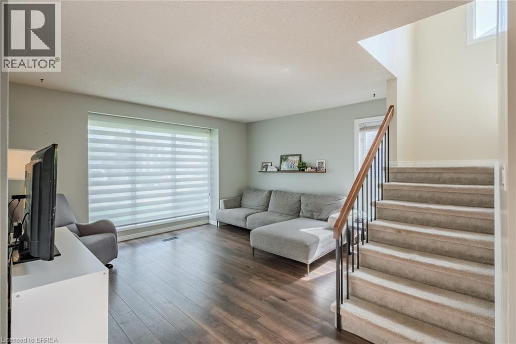 24 HALLMARK Street, Brantford, Ontario, N3P1A5 — Photo 16