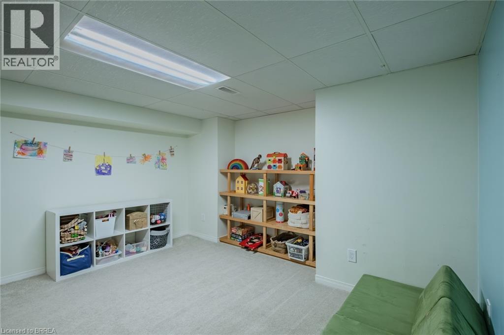 24 HALLMARK Street, Brantford, Ontario, N3P1A5 — Photo 30