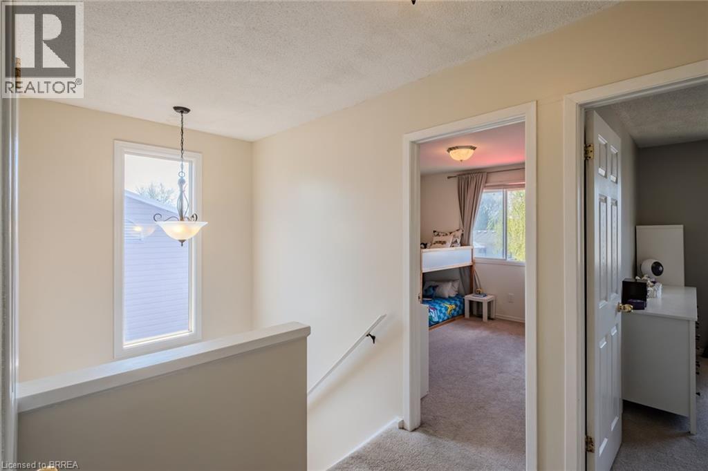 24 HALLMARK Street, Brantford, Ontario, N3P1A5 — Photo 37