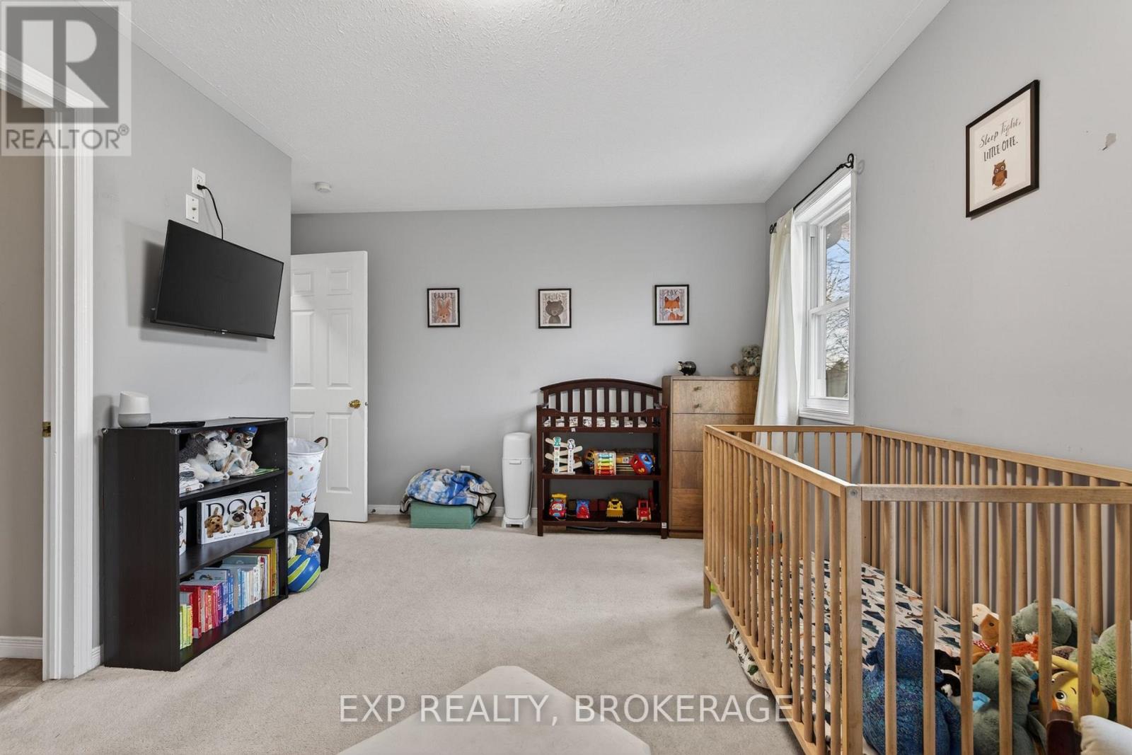 163 GUTHRIE DRIVE - 18