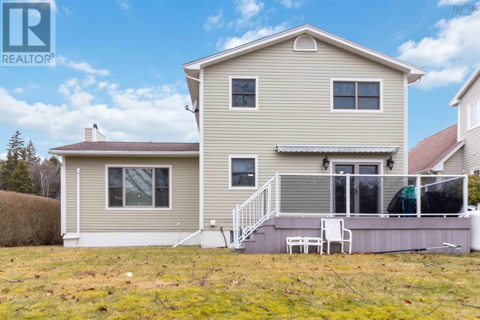42 Lodge Drive - 42