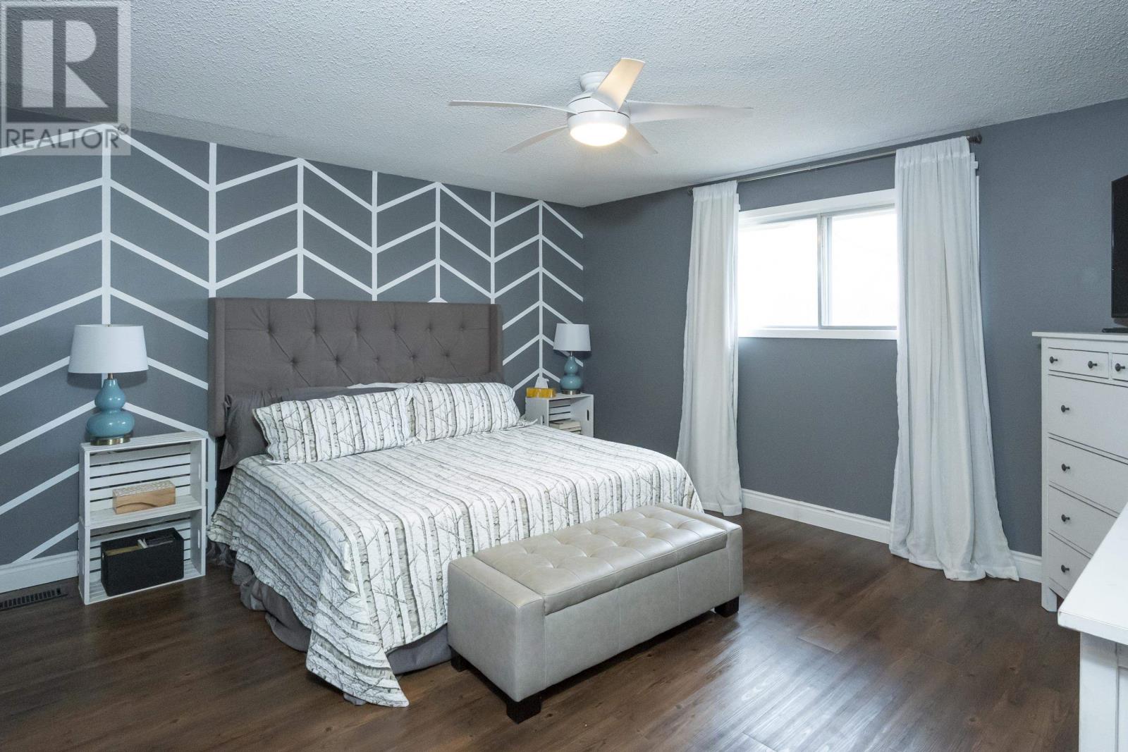 427 Frontenac BAY, Thunder Bay, Ontario, P7C1M5 — Photo 28